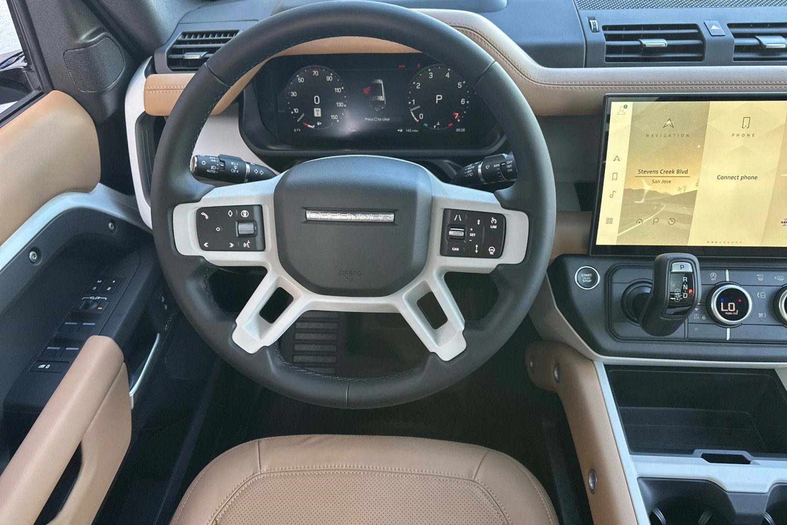 New 2026 Land Rover Defender 130 X-Dynamic SE image 25