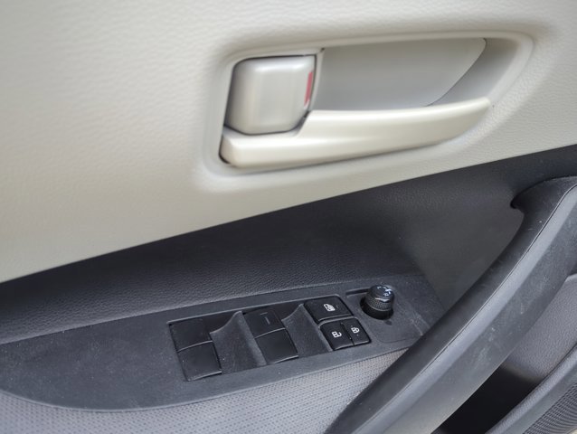 Used 2023 Toyota Corolla LE FWD image 8