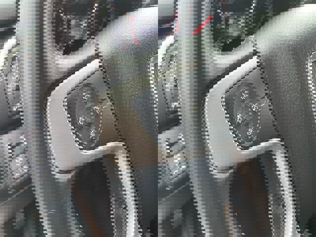 Used 2015 GMC Yukon SLE w/ Convenience Package image 21