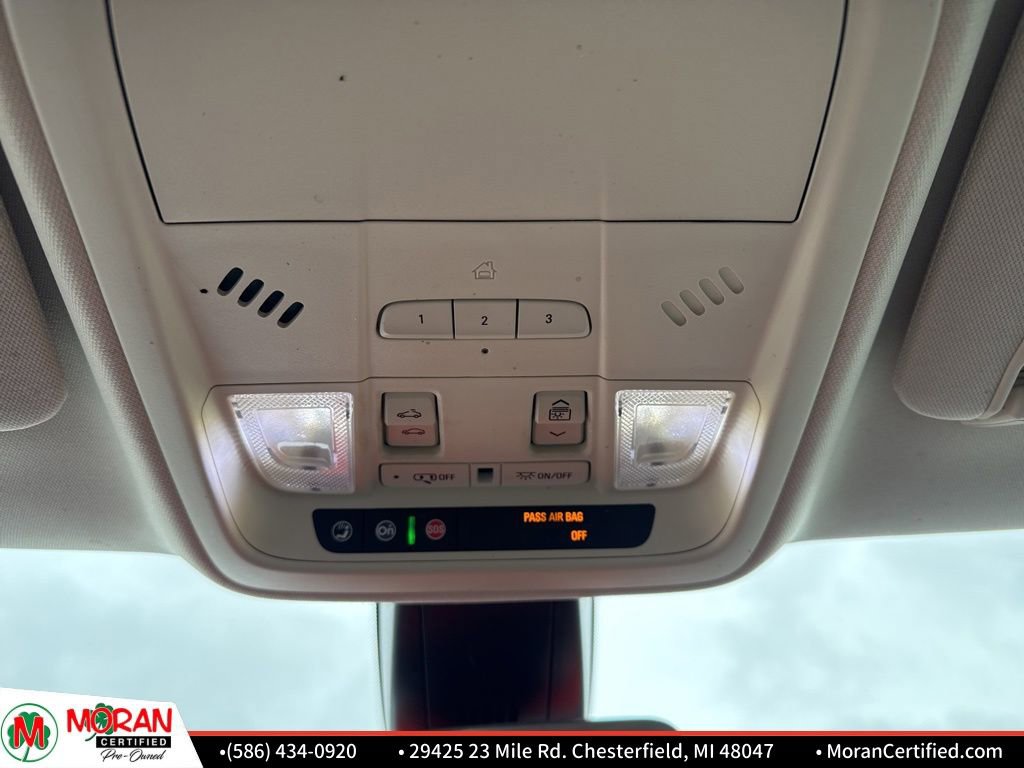 Used 2018 Cadillac XT5 Luxury w/ Driver Awareness Package FWD image 23