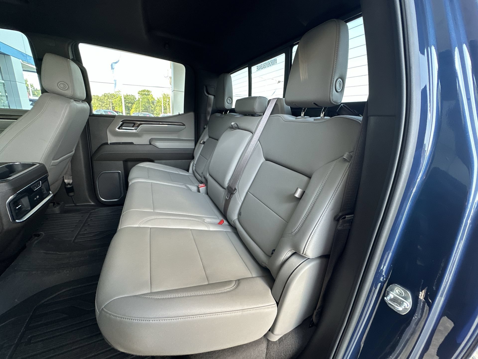Certified 2023 GMC Sierra 1500 SLT w/ SLT Premium Package AWD/4WD image 26