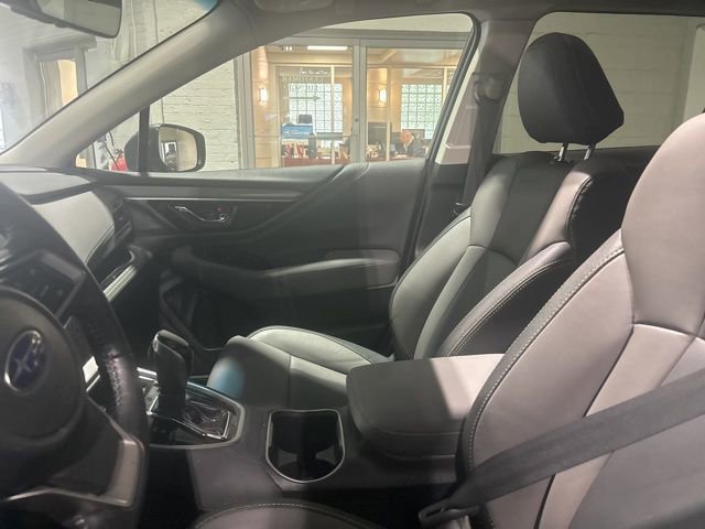 Used 2022 Subaru Outback Onyx Edition XT AWD/4WD image 4