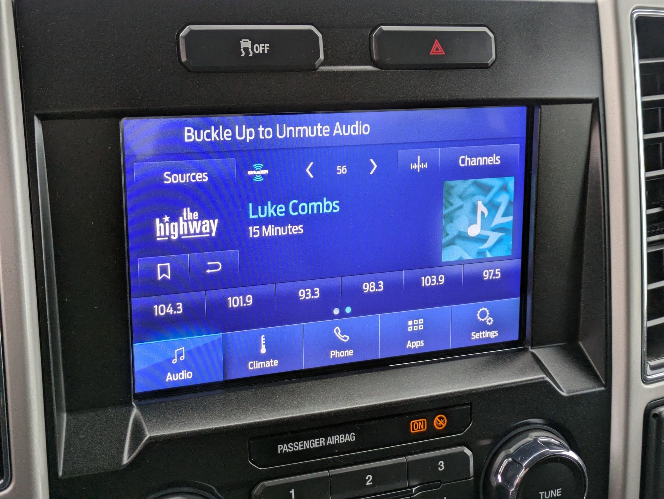 Used 2021 Ford F350 Lariat w/ Snow Plow/Camper Package image 21