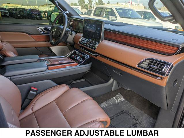 Used 2024 Lincoln Navigator Reserve AWD/4WD image 35