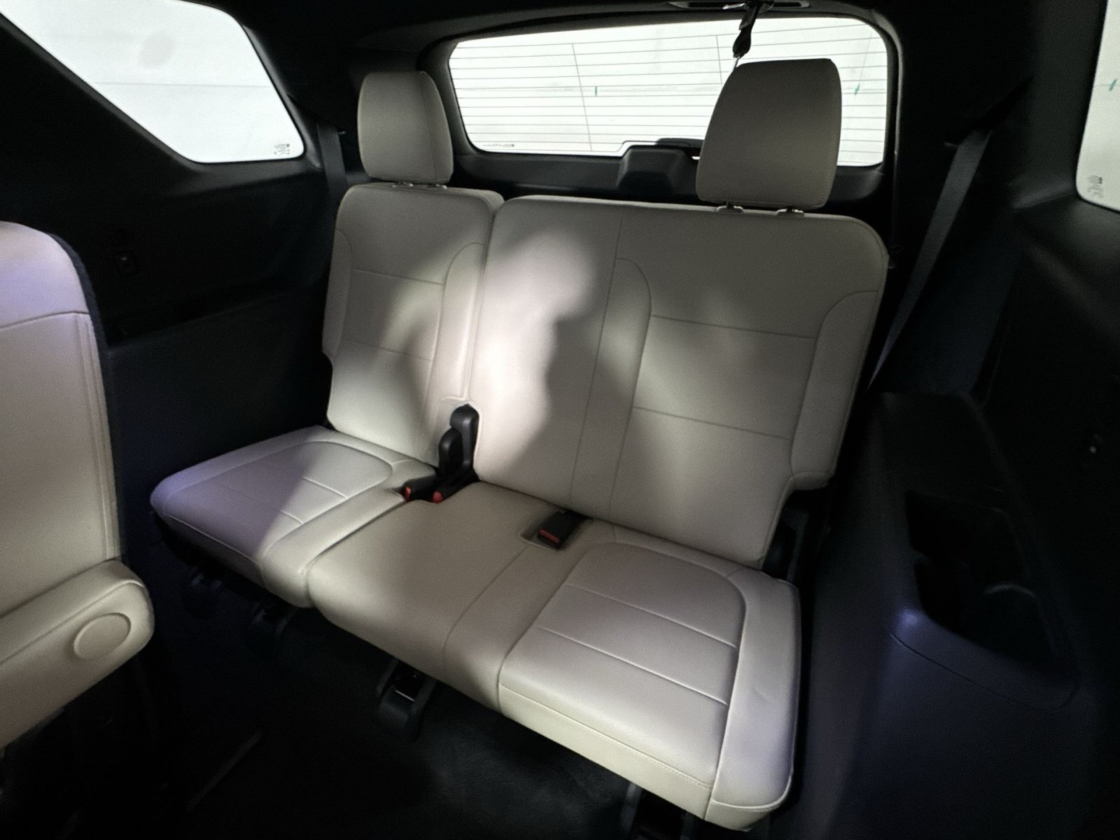 Used 2022 Chevrolet Traverse Premier AWD/4WD image 26