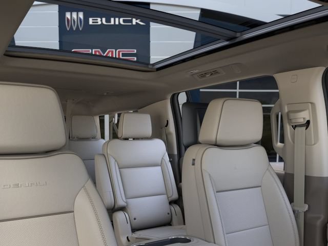 New 2026 GMC Yukon XL Denali w/ Denali Reserve Package AWD/4WD image 24