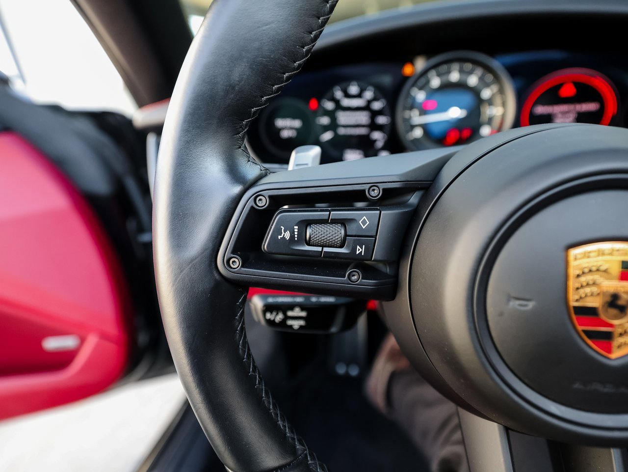 Certified 2021 Porsche 911 Targa 4S image 17