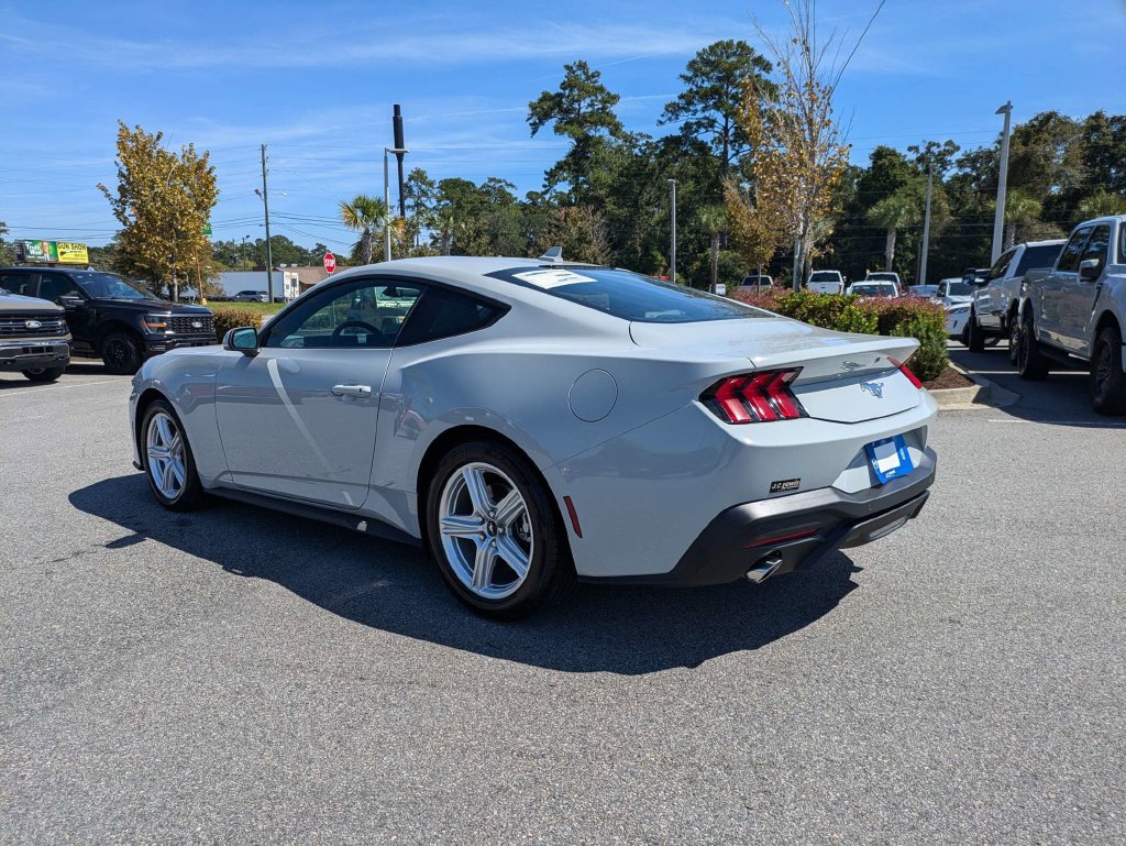 New 2026 Ford Mustang Coupe RWD image 6