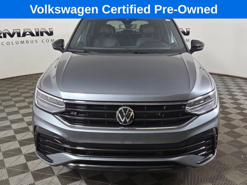 Certified 2023 Volkswagen Tiguan SE R-Line image 2