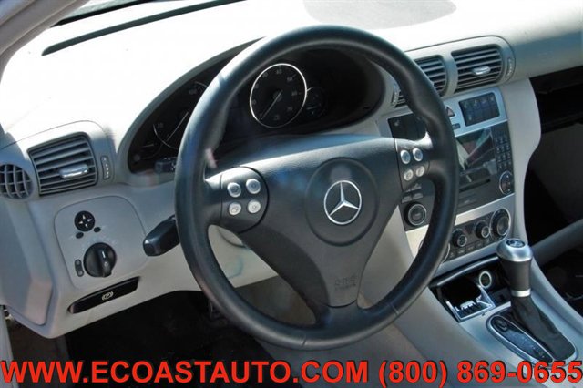 Used 2006 Mercedes-Benz C 230 Sedan image 9