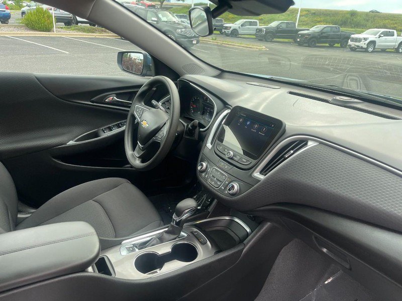 Used 2024 Chevrolet Malibu LT FWD image 10