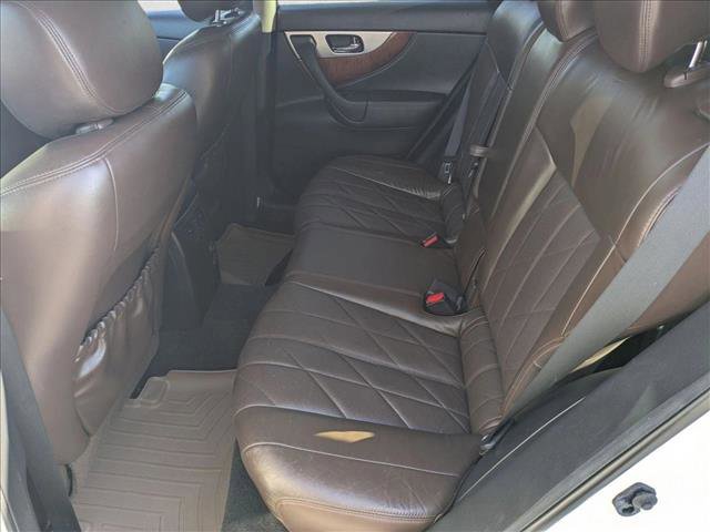 Used 2016 INFINITI QX70 AWD w/ Premium Package image 20