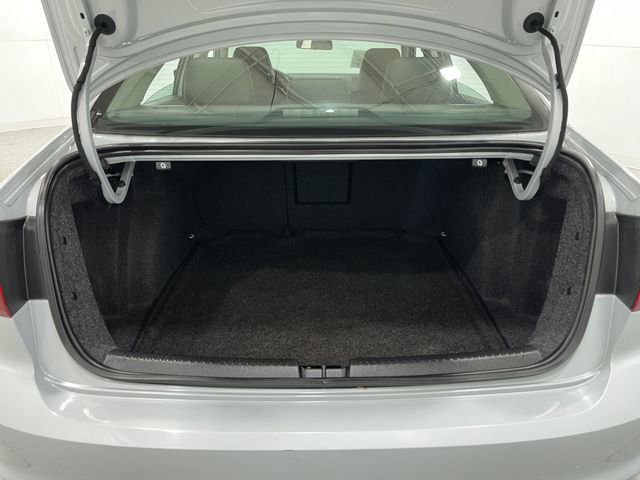 Used 2018 Volkswagen Jetta SEL image 25