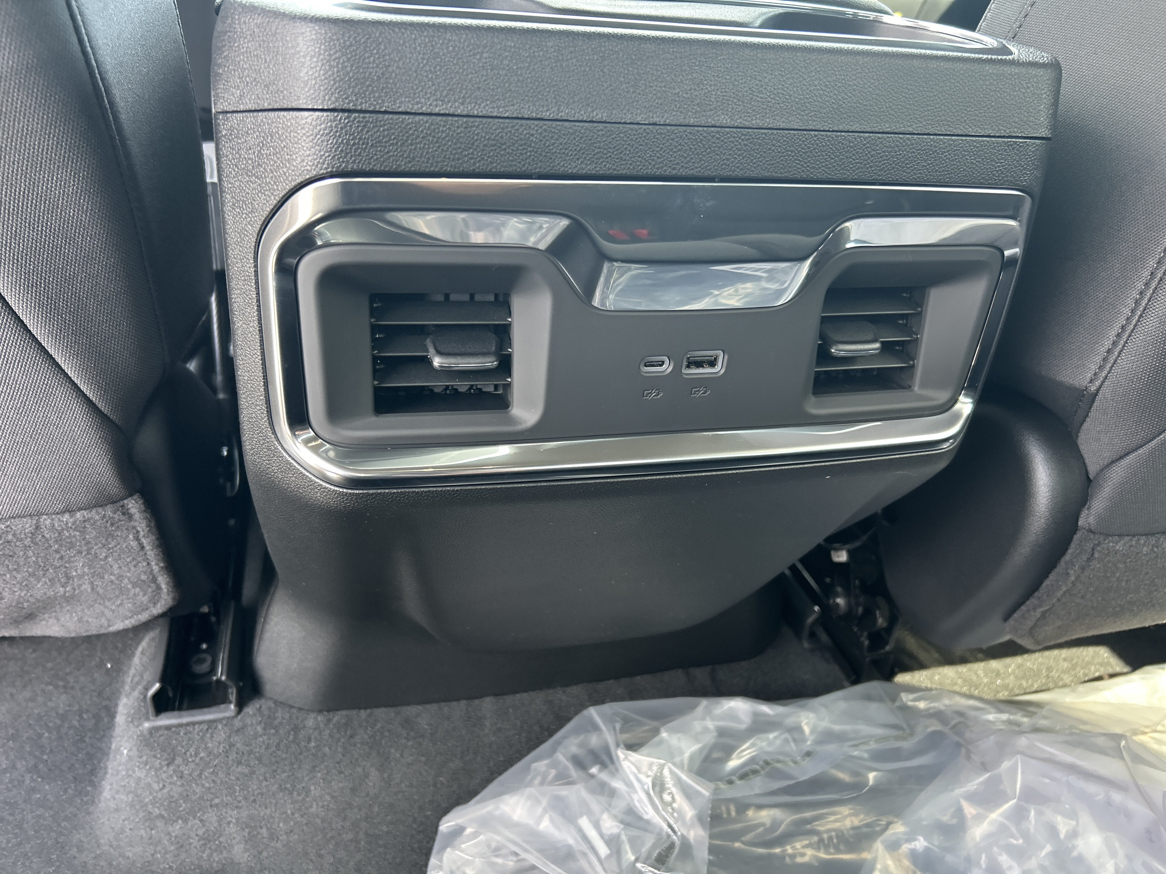 New 2026 GMC Sierra 1500 Elevation w/ Preferred Package AWD/4WD image 30
