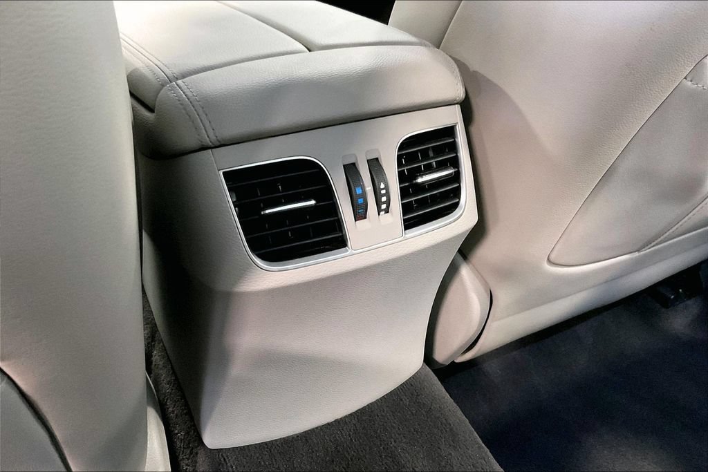 Used 2020 Genesis G80 3.8 AWD/4WD image 11