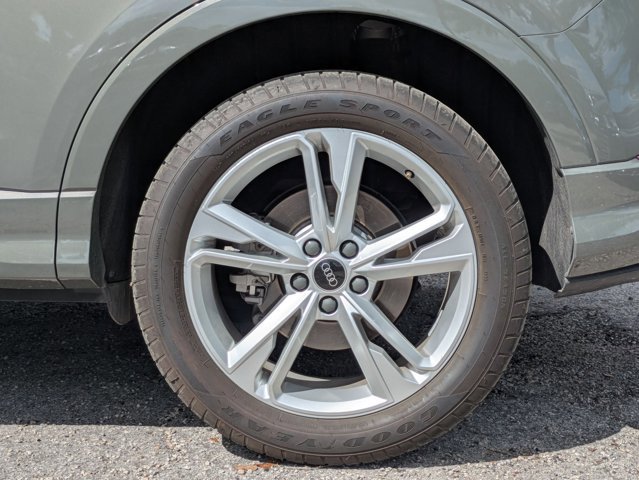 Used 2021 Audi Q3 2.0T Premium w/ Convenience Package image 14