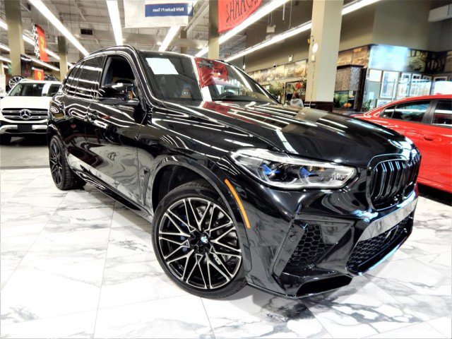 Used 2020 BMW X5 M Competition image 3