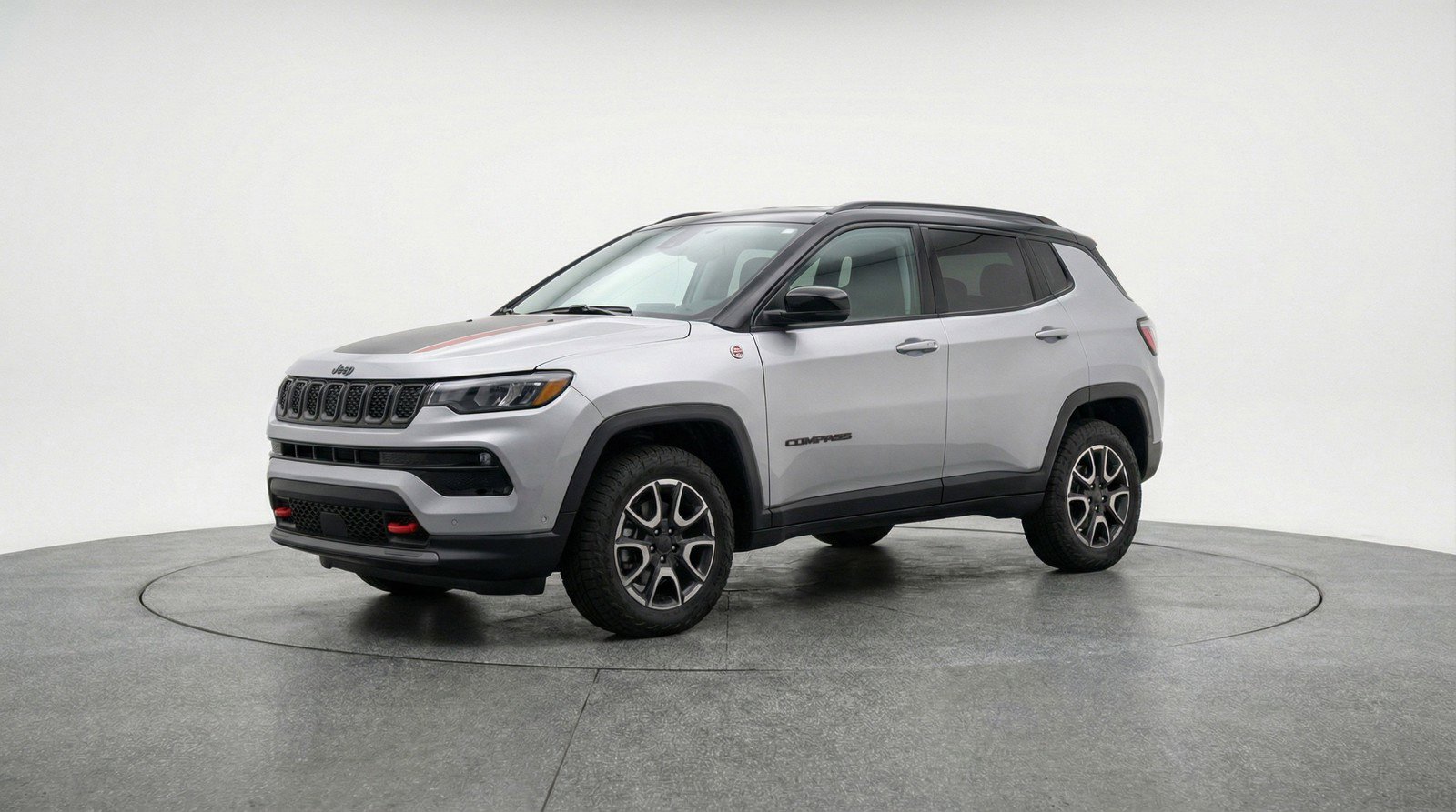 Used 2025 Jeep Compass Trailhawk image 3