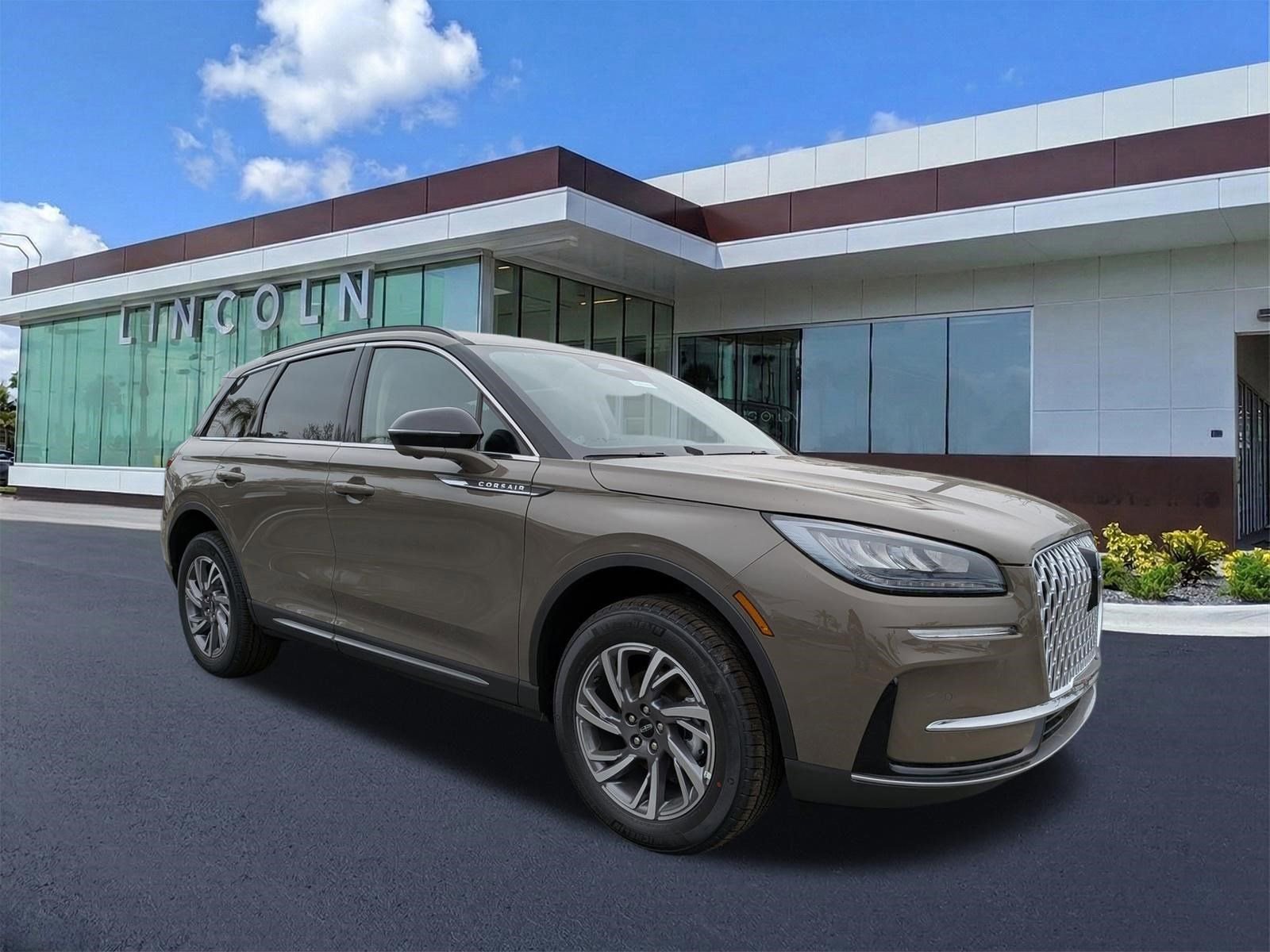 New 2026 Lincoln Corsair Premiere image 3