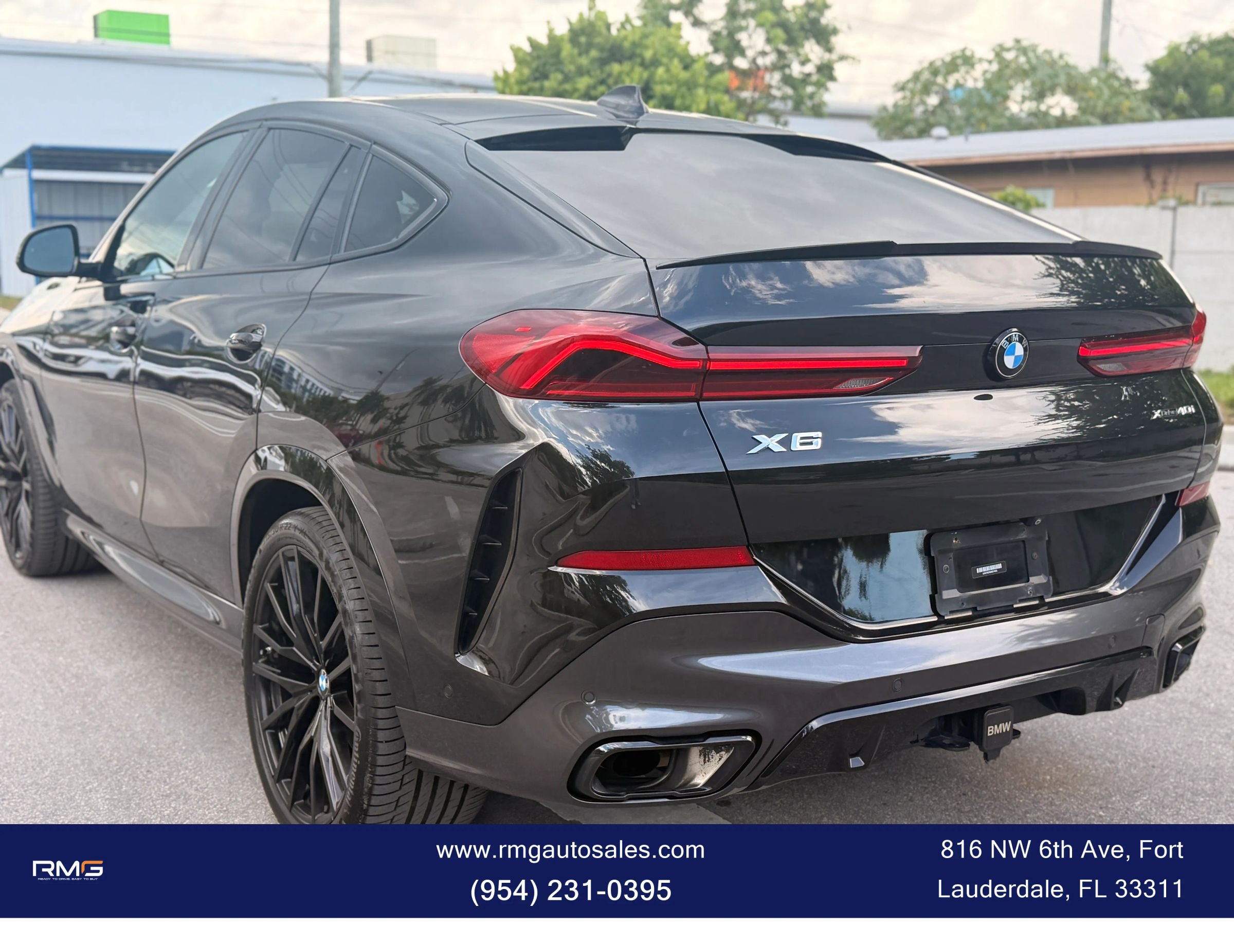 Used 2021 BMW X6 xDrive40i w/ M Sport Package AWD/4WD image 9