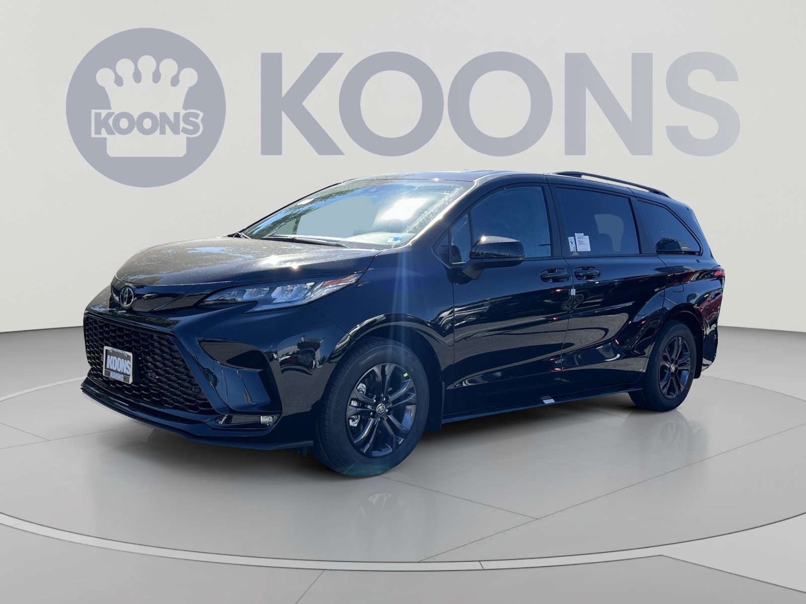 New 2026 Toyota Sienna XSE AWD/4WD image 1