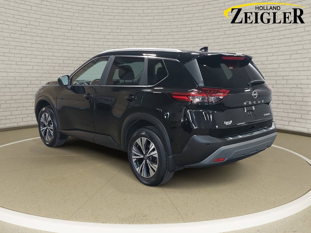 Certified 2023 Nissan Rogue SV w/ SV Premium B Package image 7