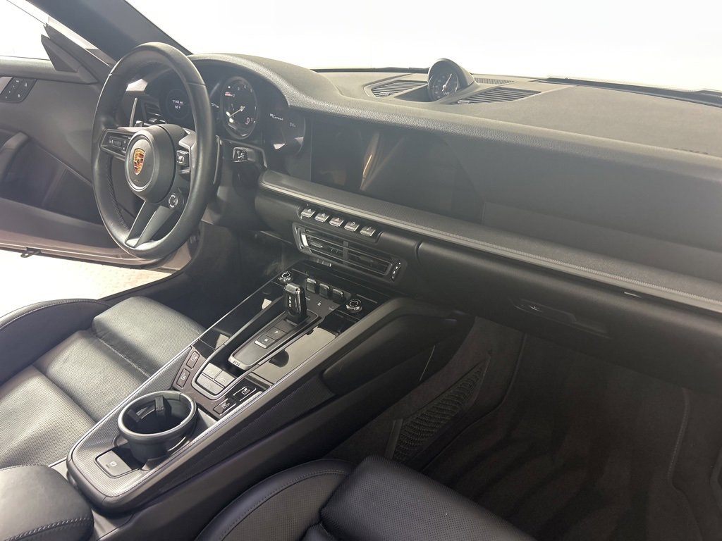 Certified 2024 Porsche 911 Carrera 4 w/ Premium Package image 19