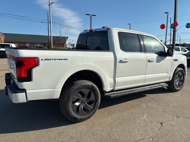 New 2025 Ford F150 Lightning Lariat w/ Max Trailer Tow Package image 9