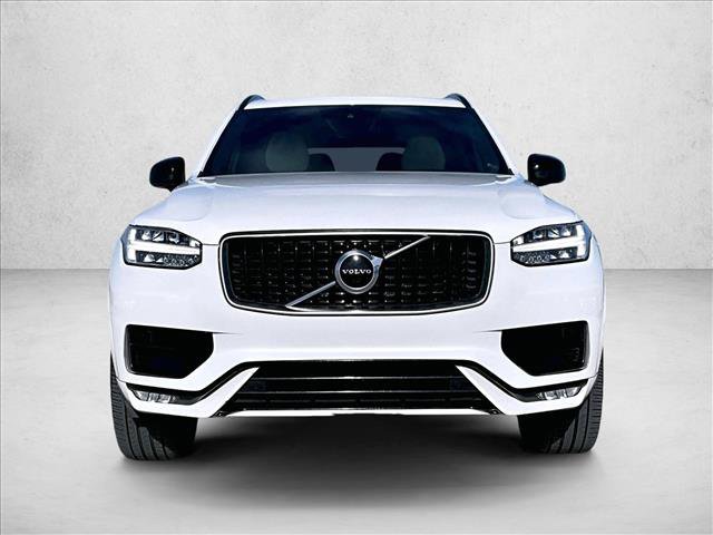 Used 2020 Volvo XC90 T5 R-Design image 3