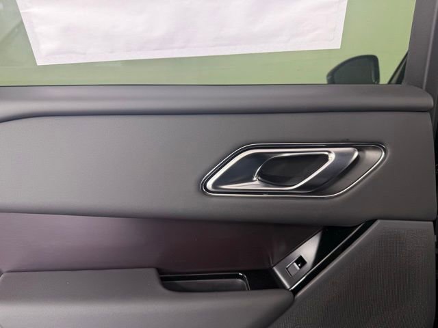 New 2026 Land Rover Range Rover Velar Dynamic SE image 29