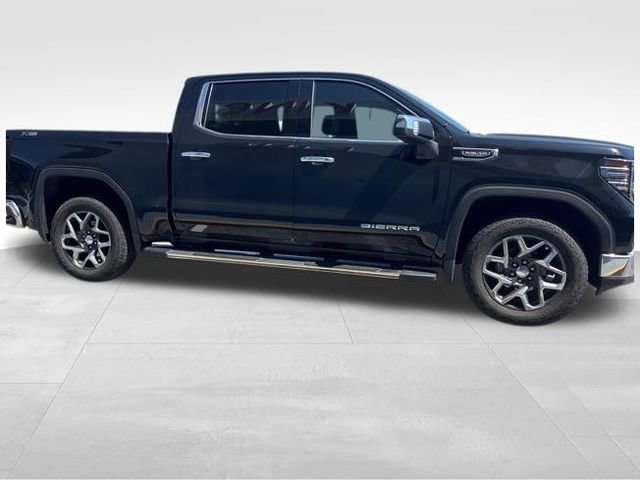 Used 2023 GMC Sierra 1500 SLT w/ SLT Premium Plus Package image 4
