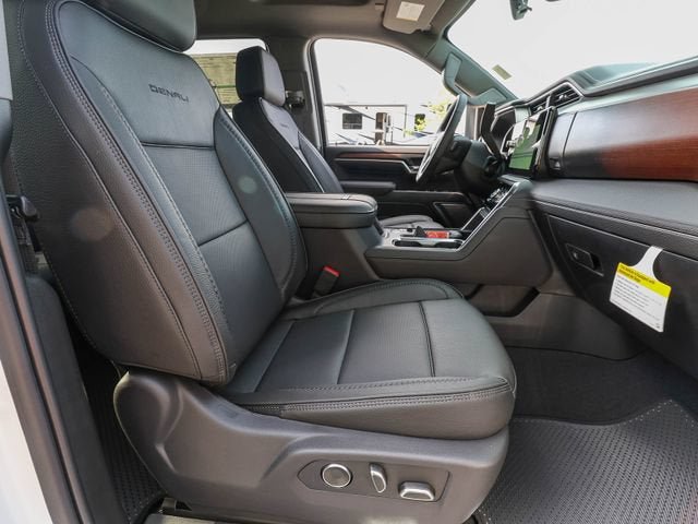 New 2026 GMC Sierra 2500 Denali w/ Denali Reserve Package AWD/4WD image 25