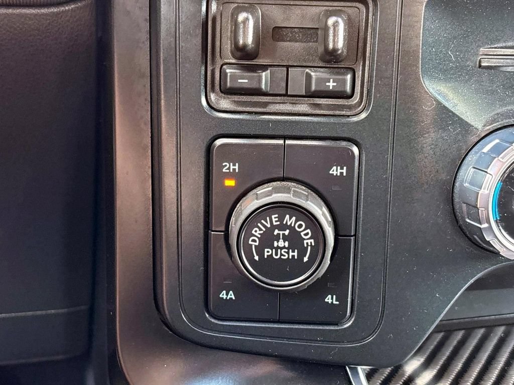 Used 2025 Ford F150 Raptor AWD/4WD image 27