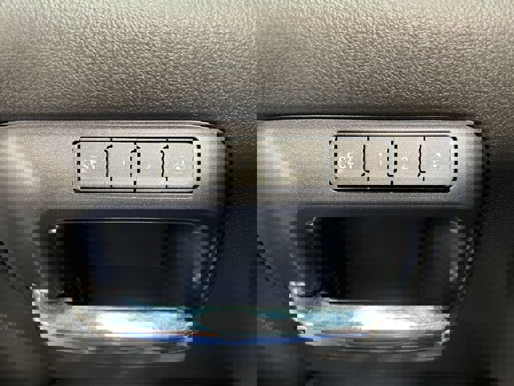 Used 2019 GMC Sierra 2500 Denali w/ Duramax Plus Package image 15