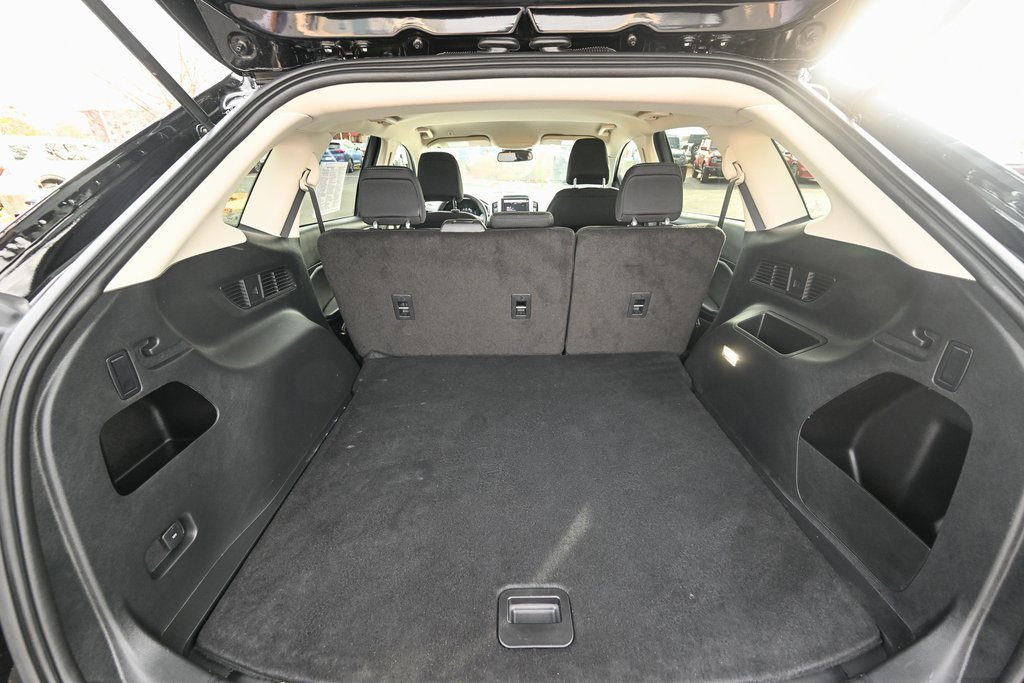 New 2024 Ford Edge SE w/ Black Appearance Package image 11