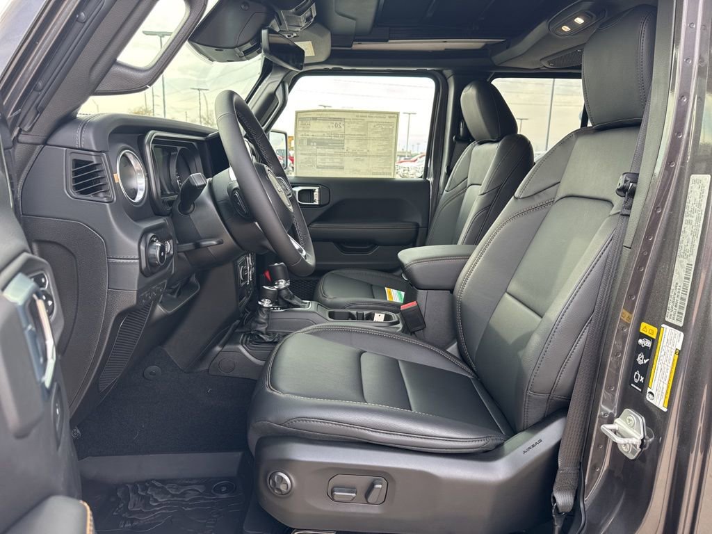 New 2026 Jeep Wrangler Unlimited Sahara AWD/4WD image 6