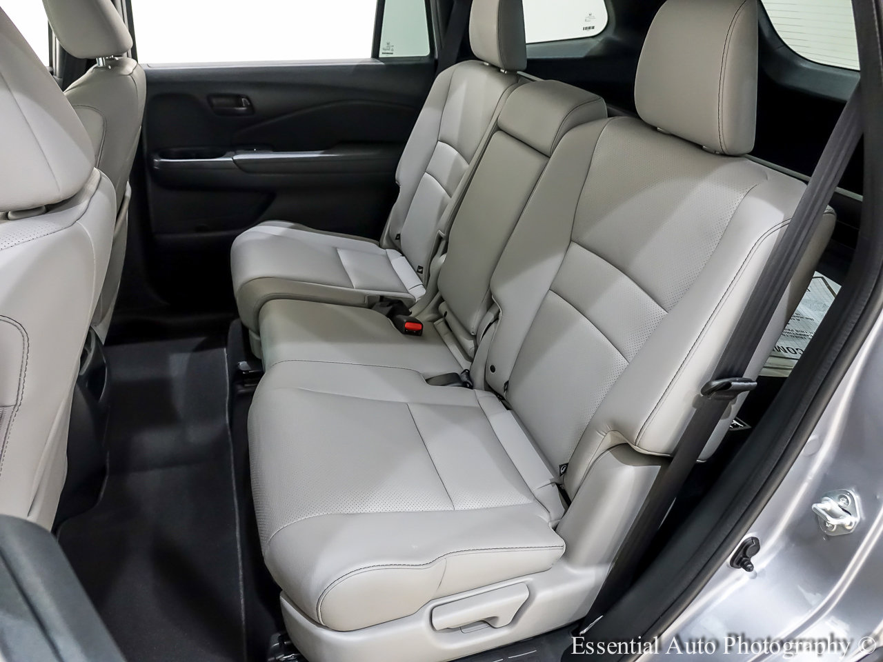 Used 2022 Honda Passport EX-L image 16