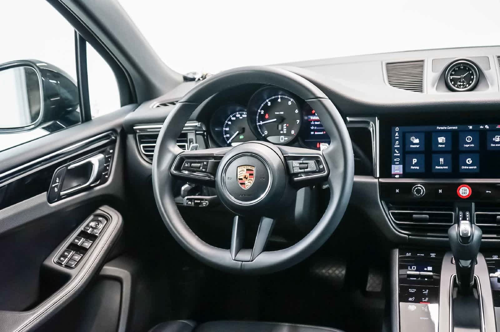 Certified 2026 Porsche Macan AWD/4WD image 21