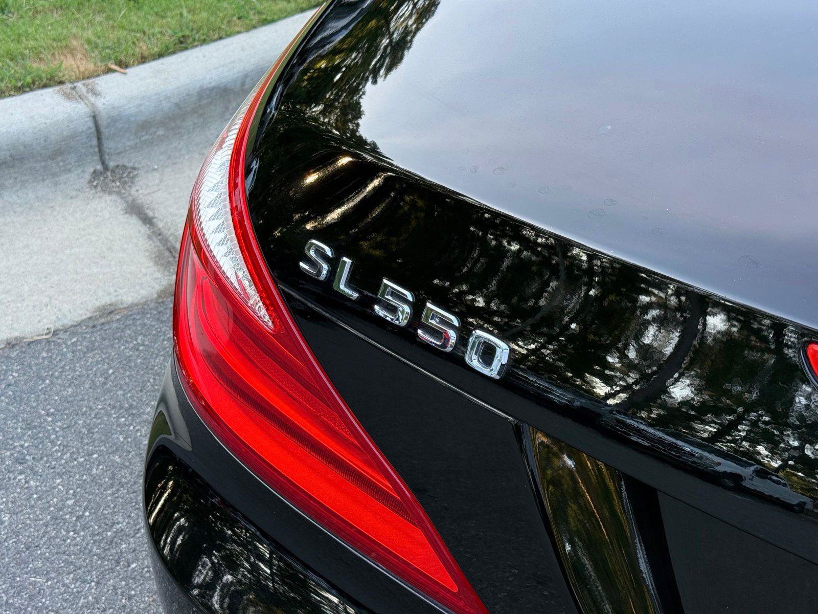 Used 2013 Mercedes-Benz SL 550 w/ Premium Pkg image 10