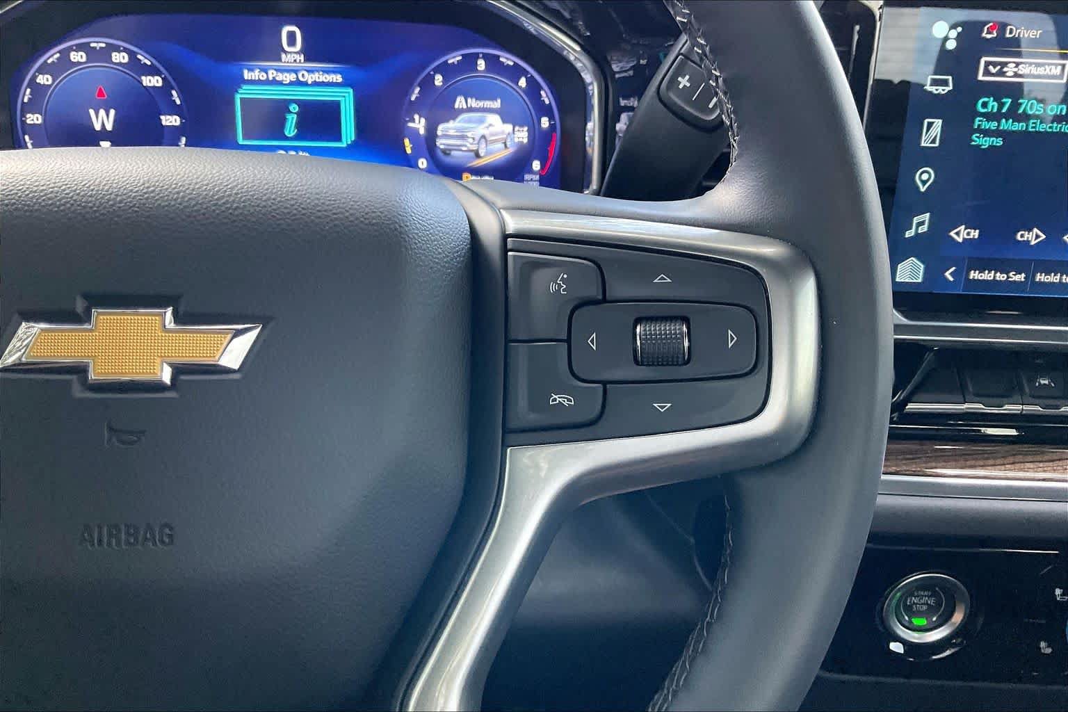 Used 2023 Chevrolet Silverado 1500 LT AWD/4WD image 19