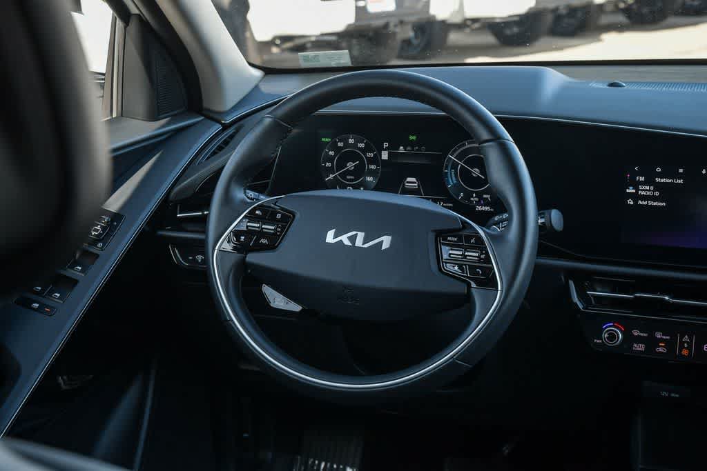 Used 2024 Kia Niro Wind FWD image 13