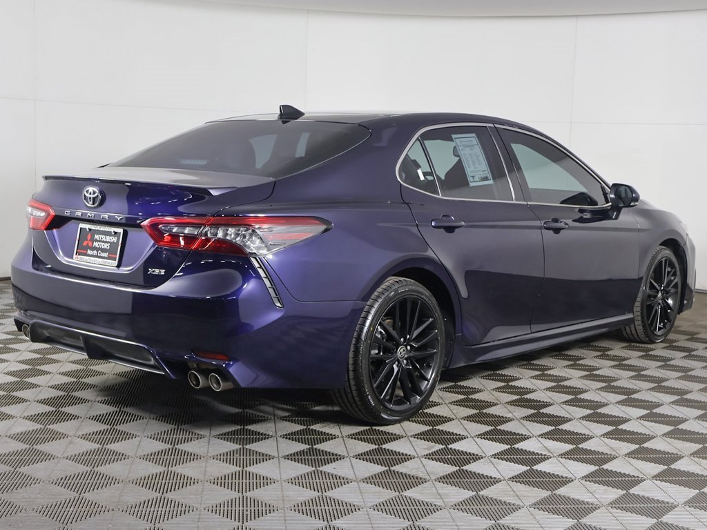 Used 2022 Toyota Camry XSE image 10