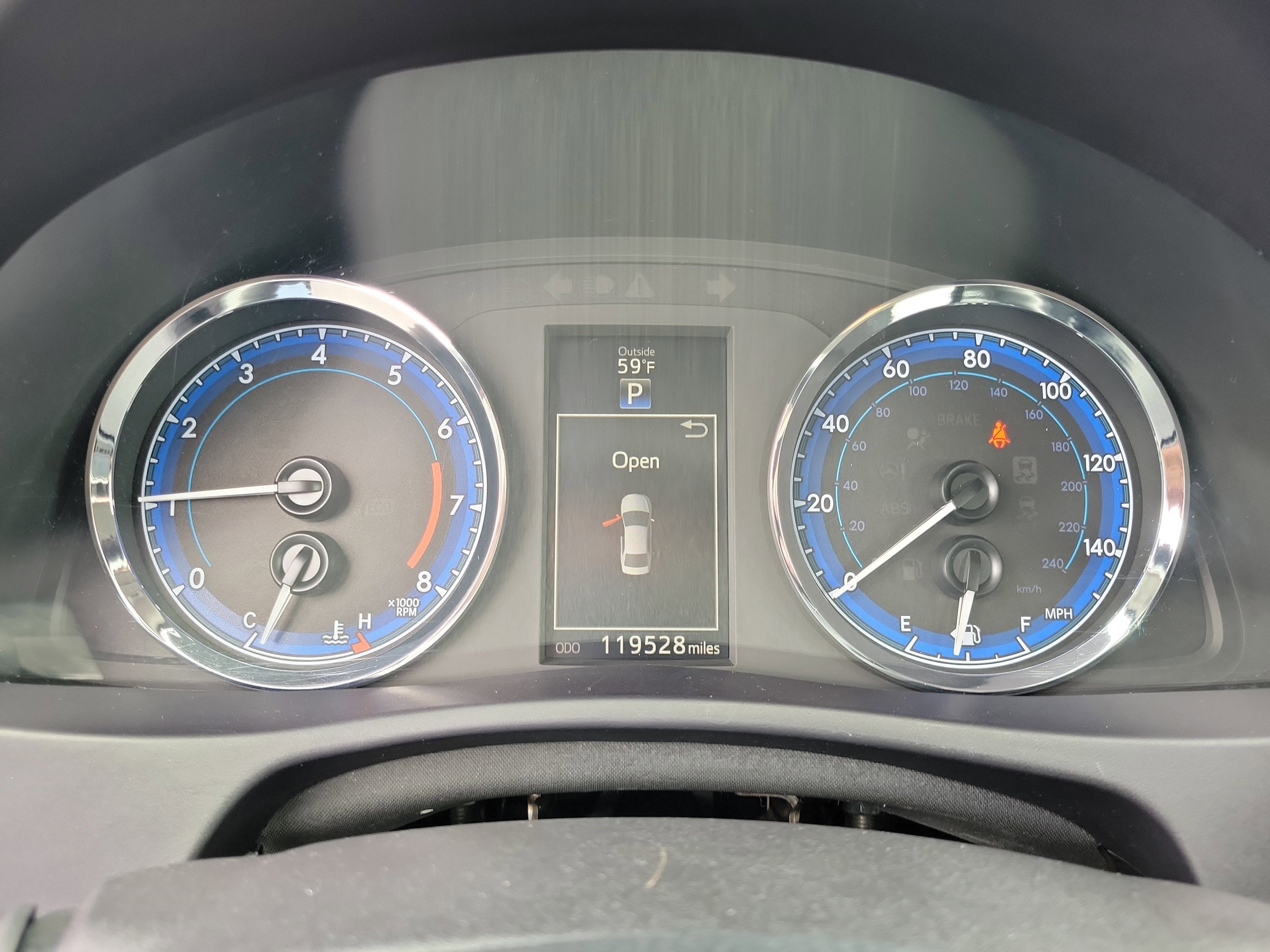 Used 2017 Toyota Corolla SE FWD image 24