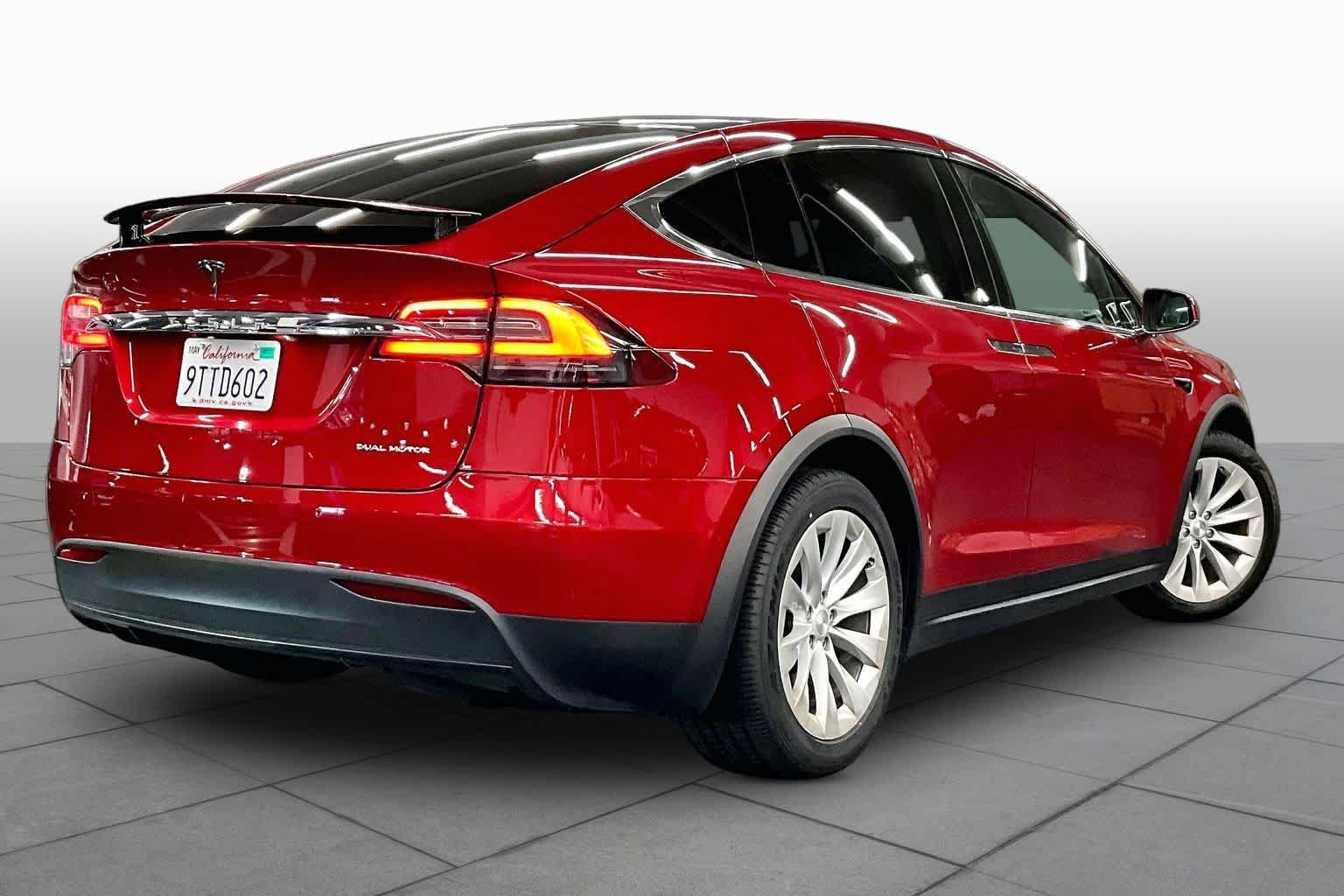 Used 2020 Tesla Model X Long Range AWD/4WD image 12