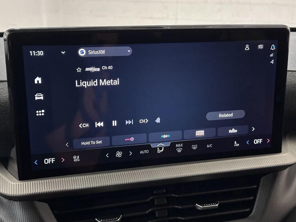 New 2025 Ford Explorer ST-Line w/ ST-Line Street Pack image 39