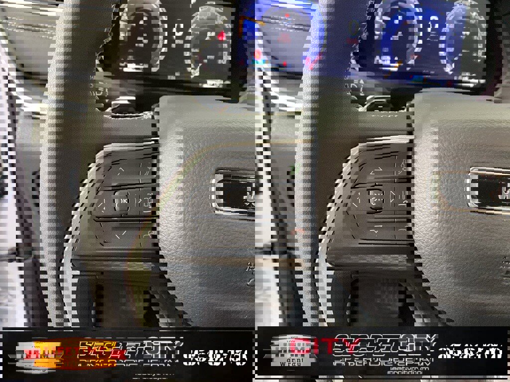 New 2026 Jeep Grand Cherokee Laredo X image 15