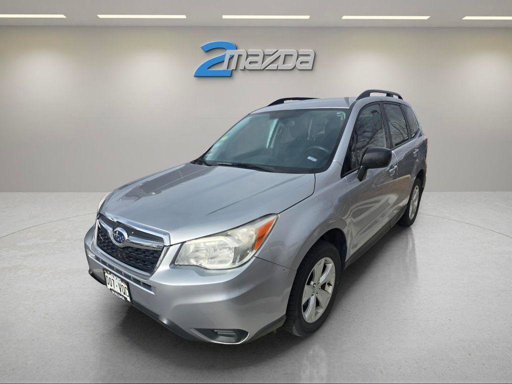 Used 2015 Subaru Forester 2.5i w/ Alloy Wheel Package