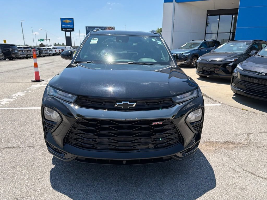 Used 2023 Chevrolet TrailBlazer RS w/ Sun and Liftgate Package AWD/4WD image 8