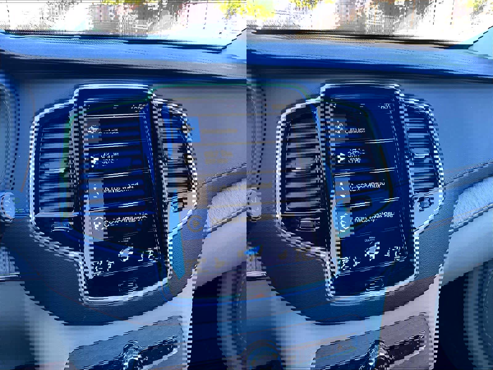 Used 2022 Volvo XC90 T8 Inscription w/ Advanced Package image 36