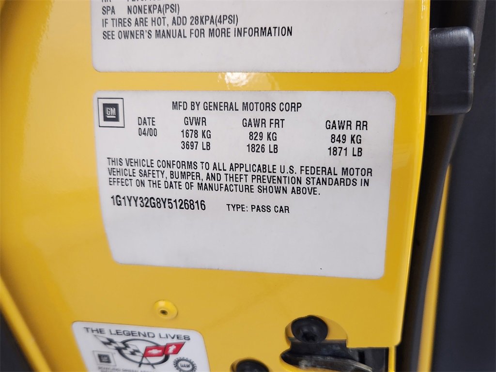 Used 2000 Chevrolet Corvette Convertible w/ Memory Pkg image 21